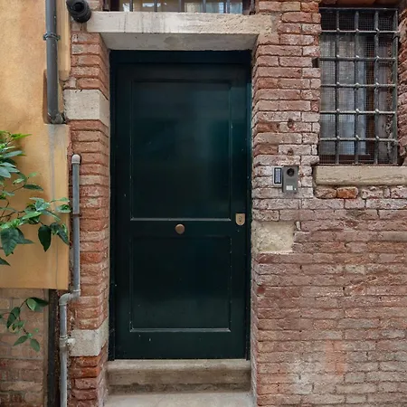 Apartment Terrazza Con Idromassaggio Venice